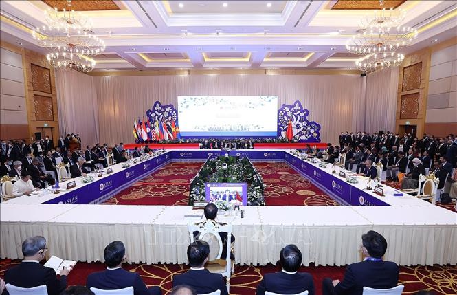 Pm Attends Asean Summits With Partners